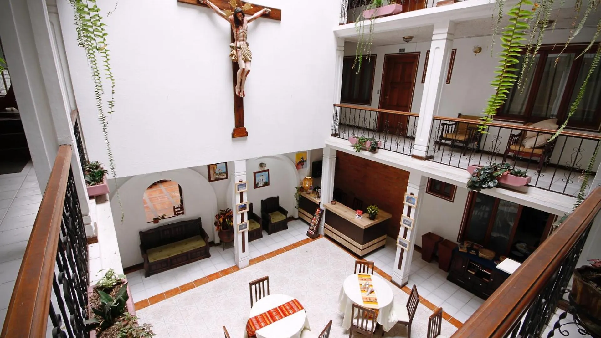Aleros Hotel Boutique Cuenca Ecuador